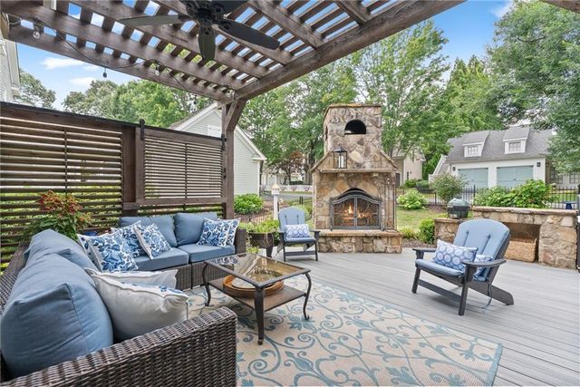 311 Waterfront Park Lane, Dawsonville, GA 30534