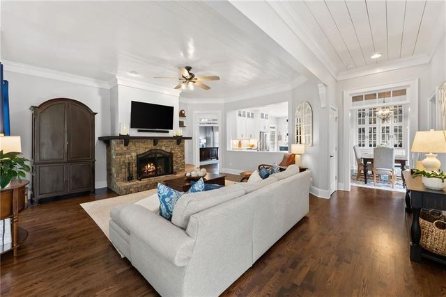 311 Waterfront Park Lane, Dawsonville, GA 30534