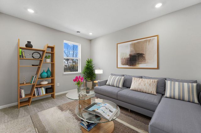 1524 Traverse Lane, West Saint Paul, MN 55118