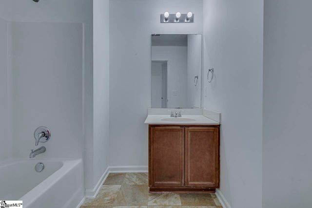 5 Bethel Street, Spartanburg, SC 29306