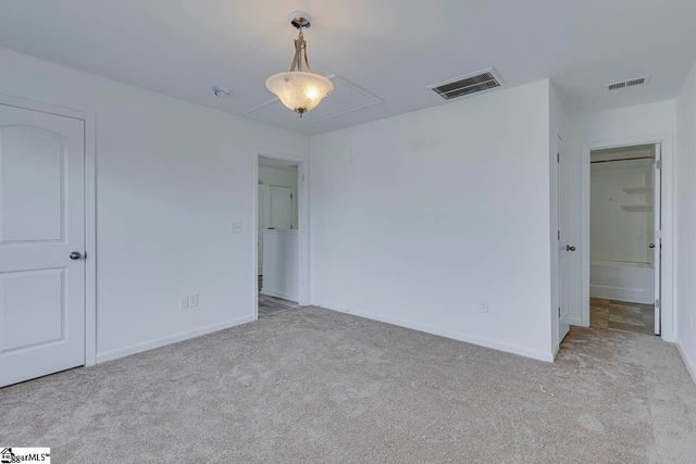 5 Bethel Street, Spartanburg, SC 29306