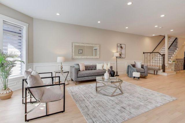 4938 S Vincennes Avenue, Chicago, IL 60615