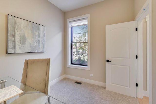 4938 S Vincennes Avenue, Chicago, IL 60615