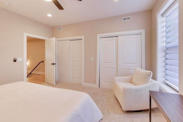 4938 S Vincennes Avenue, Chicago, IL 60615