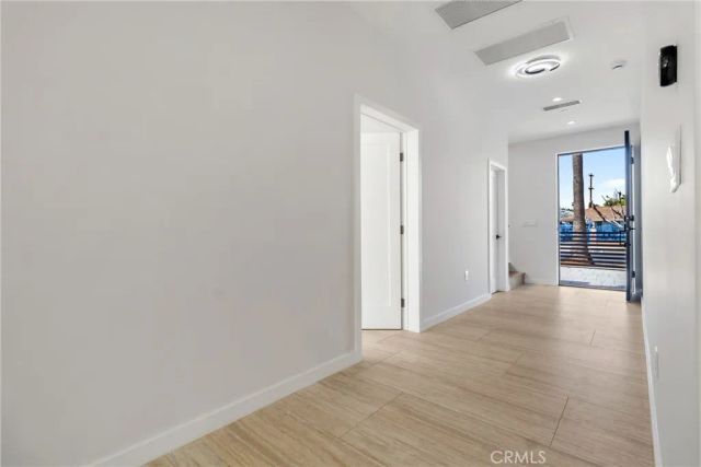 6830 N Lubao Avenue, Winnetka, CA 91306