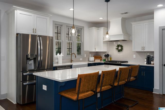 700 HICKORY HOLLOW, Chelsea, AL 35043