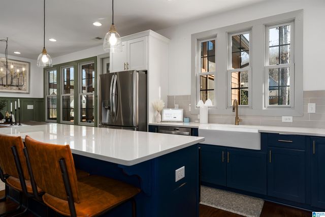 700 HICKORY HOLLOW, Chelsea, AL 35043