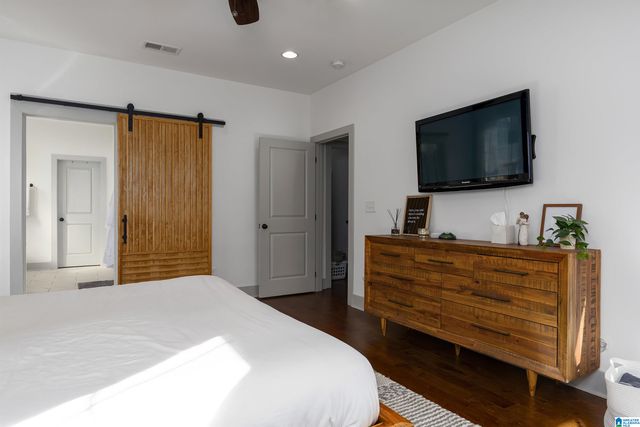 700 HICKORY HOLLOW, Chelsea, AL 35043