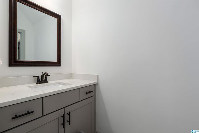 700 HICKORY HOLLOW, Chelsea, AL 35043