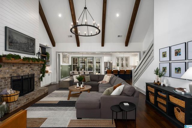 700 HICKORY HOLLOW, Chelsea, AL 35043