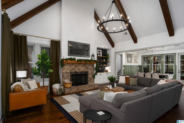 700 HICKORY HOLLOW, Chelsea, AL 35043