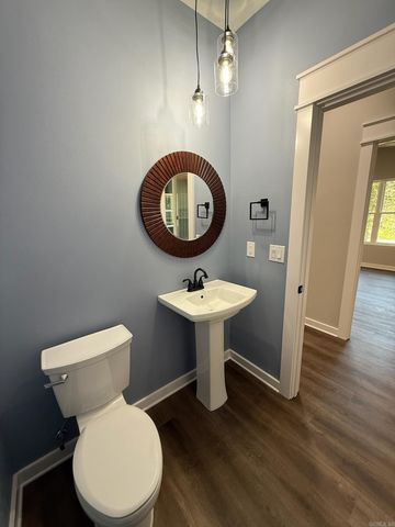 28 Darro Way, Hot Springs Village, AR 71909