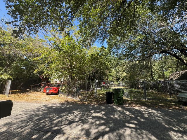 3808 Turquoise Trail, Granbury, TX 76048