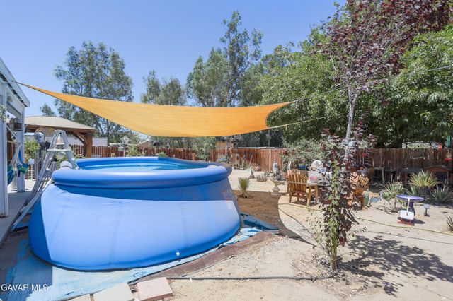 10755 E Ave R 10, Littlerock, CA 93543