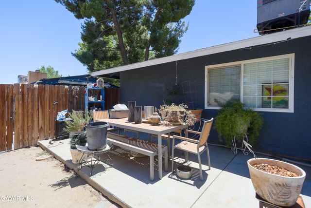 10755 E Ave R 10, Littlerock, CA 93543
