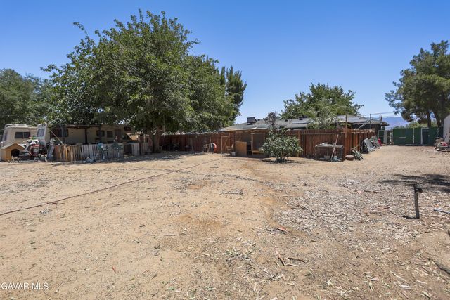 10755 E Ave R 10, Littlerock, CA 93543