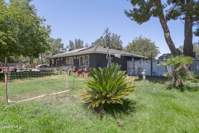10755 E Ave R 10, Littlerock, CA 93543