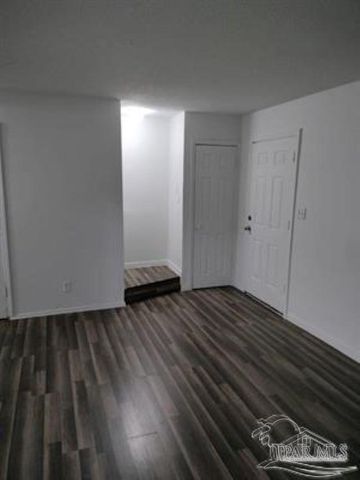 4263 Erres Blvd, Pensacola, FL 32505