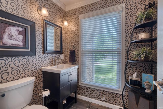 4354 N FORD Road, Mount Vernon, IN 47620