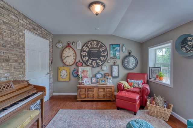 4354 N FORD Road, Mount Vernon, IN 47620