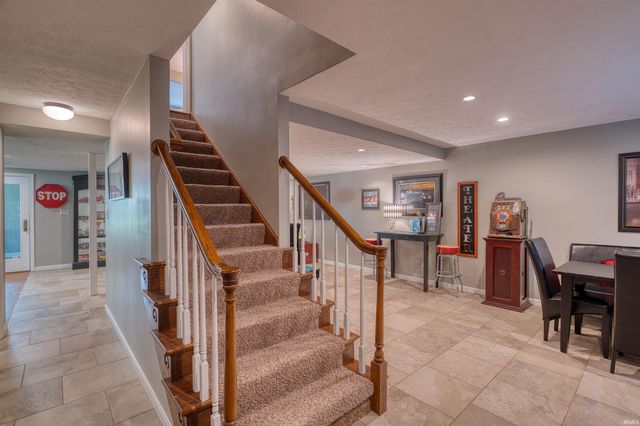4354 N FORD Road, Mount Vernon, IN 47620