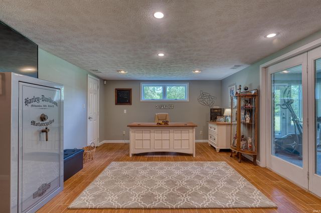 4354 N FORD Road, Mount Vernon, IN 47620