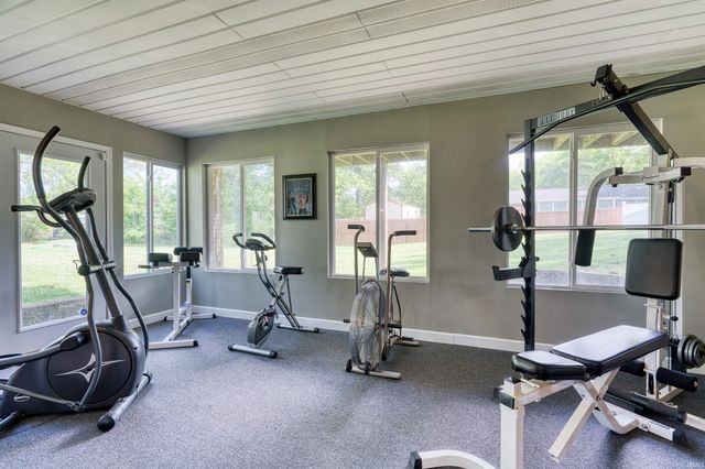 4354 N FORD Road, Mount Vernon, IN 47620