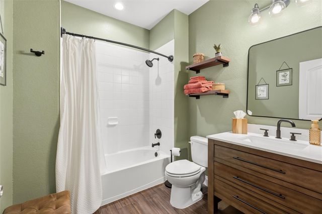 2706 Merlin Lane, Pearland, TX 77581