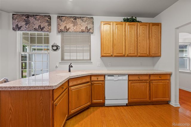 3510 Riverside Drive, Auburn Hills, MI 48326