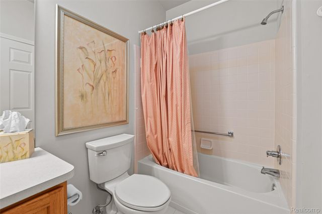 3510 Riverside Drive, Auburn Hills, MI 48326