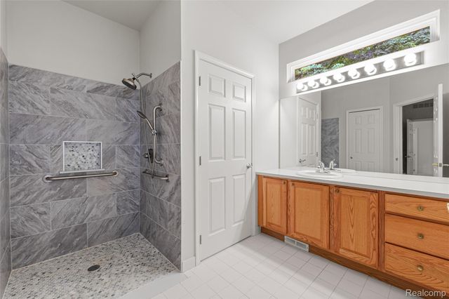 3510 Riverside Drive, Auburn Hills, MI 48326