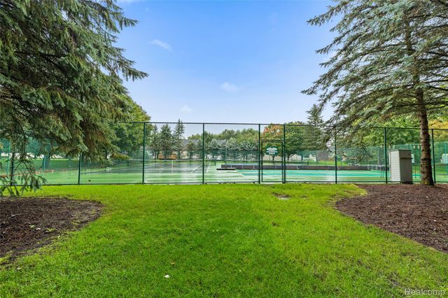 3510 Riverside Drive, Auburn Hills, MI 48326