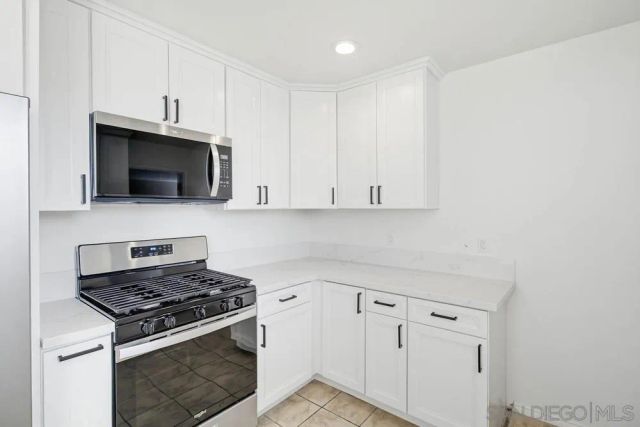 4451 Mentone St., San Diego, CA 92107