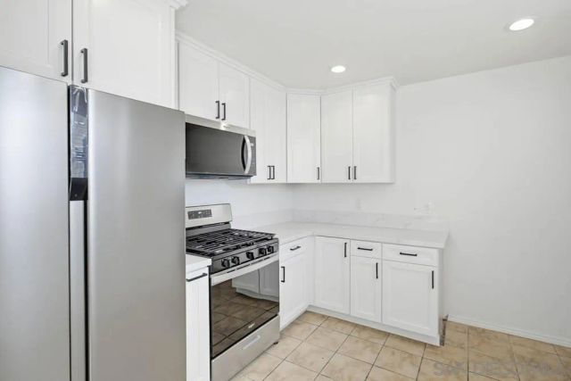 4451 Mentone St., San Diego, CA 92107