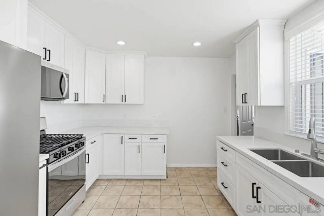 4451 Mentone St., San Diego, CA 92107