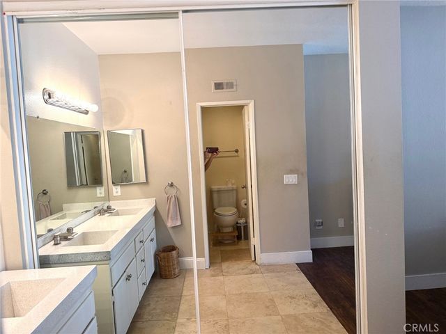 19431 Rue De Valore 14A, Lake Forest, CA 92610