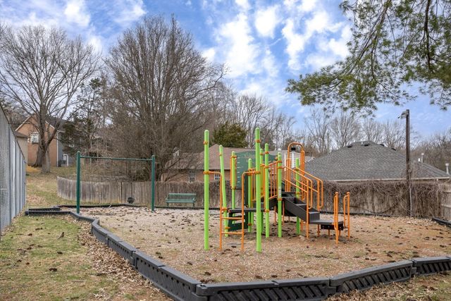 4972 Alexis Dr, Antioch, TN 37013