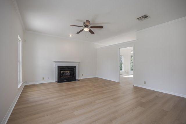 4972 Alexis Dr, Antioch, TN 37013