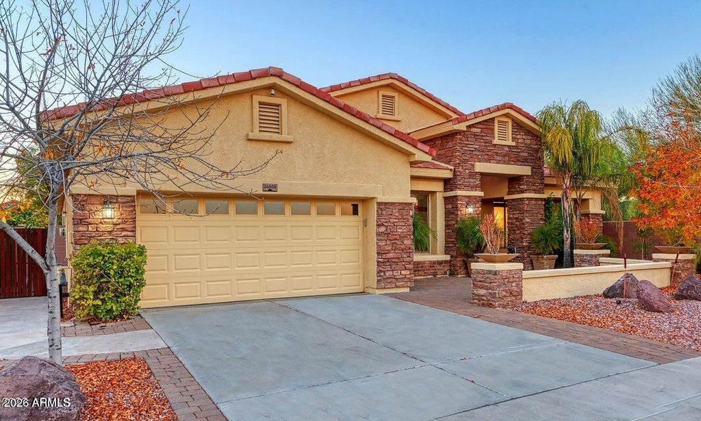 26808 N 24TH Avenue, Phoenix, AZ 85085 — exterior