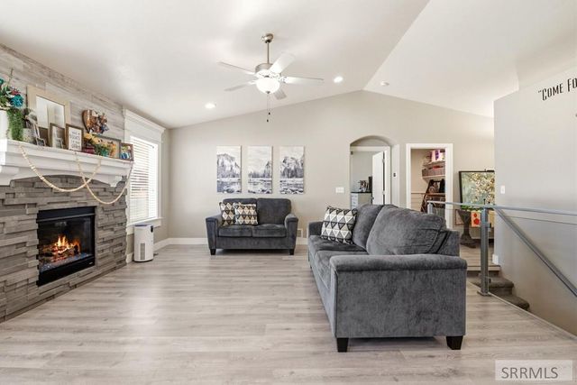 2784 N Sable Chase Road, Idaho Falls, ID 83401
