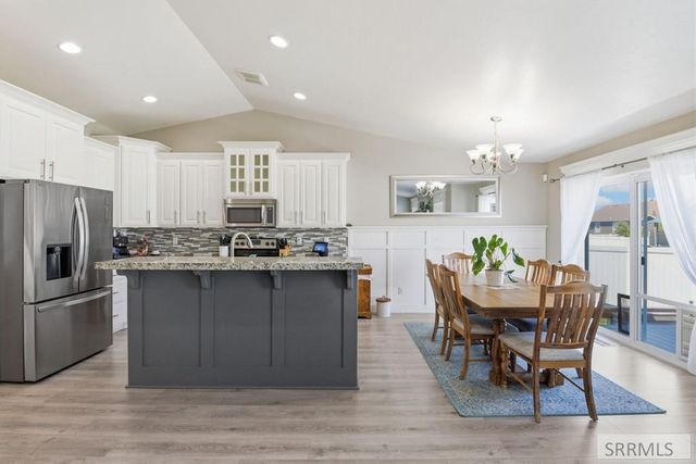 2784 N Sable Chase Road, Idaho Falls, ID 83401