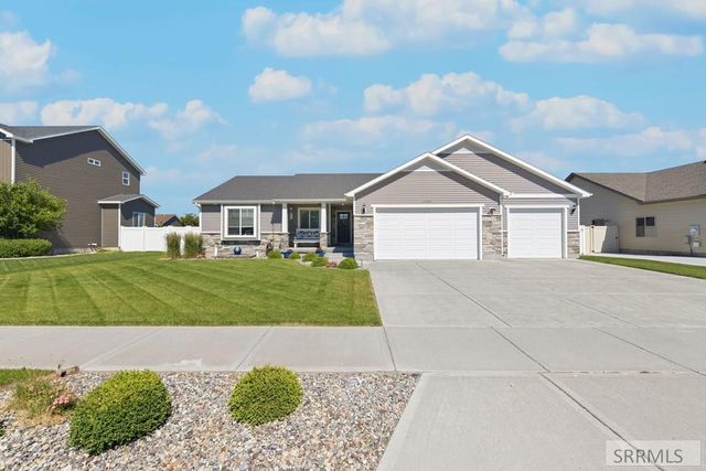2784 N Sable Chase Road, Idaho Falls, ID 83401