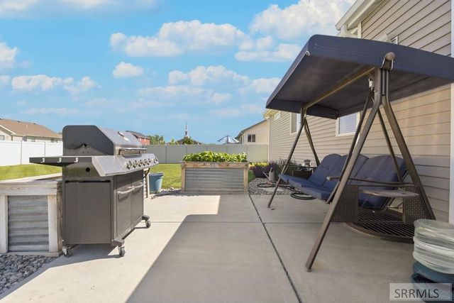 2784 N Sable Chase Road, Idaho Falls, ID 83401