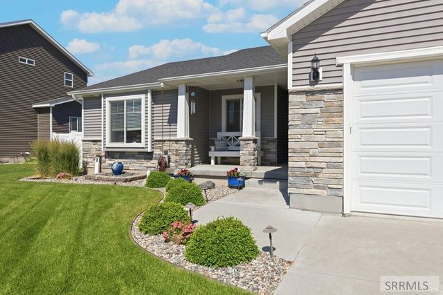 2784 N Sable Chase Road, Idaho Falls, ID 83401