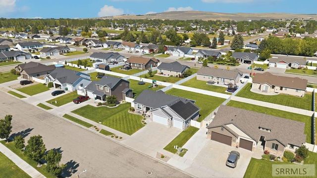 2784 N Sable Chase Road, Idaho Falls, ID 83401