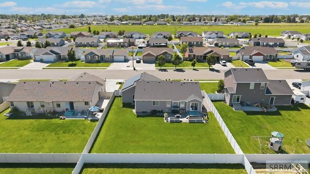 2784 N Sable Chase Road, Idaho Falls, ID 83401