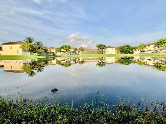 8698 NW 109th Ct 8698, Doral, FL 33178