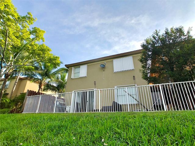 8698 NW 109th Ct 8698, Doral, FL 33178