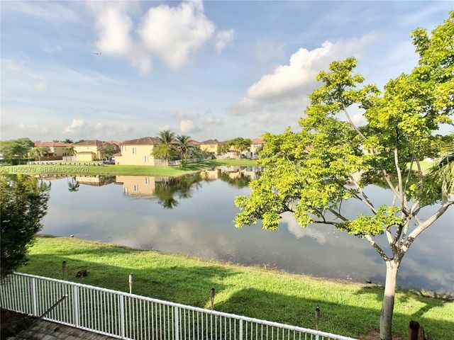 8698 NW 109th Ct 8698, Doral, FL 33178