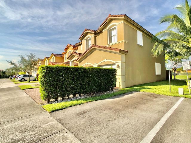 8698 NW 109th Ct 8698, Doral, FL 33178